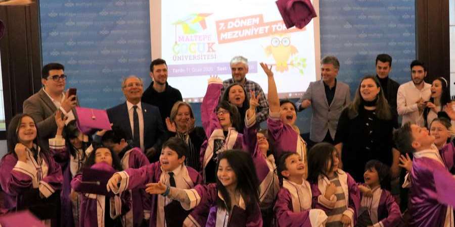 Çocuk Üniversitesi Yedinci Dönem Mezunlarını Verdi